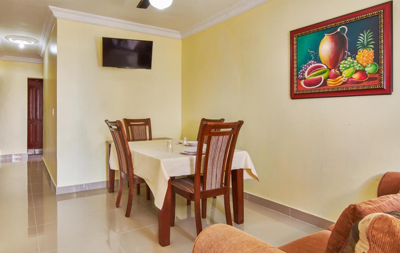Bnb Tropical Island Aparthotel - Corales Del Sur - Santo Domingo Este المظهر الخارجي الصورة