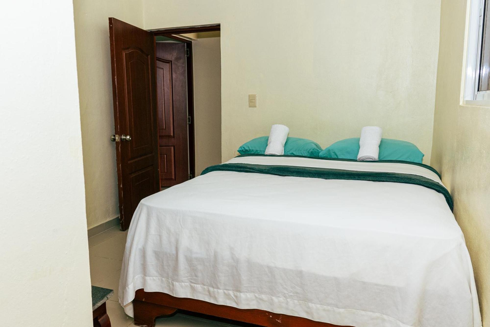 Bnb Tropical Island Aparthotel - Corales Del Sur - Santo Domingo Este المظهر الخارجي الصورة
